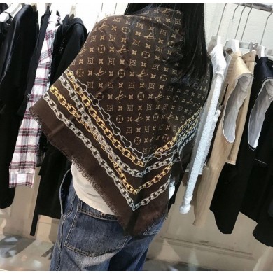 AAAAA Knockoff Louis Vuitton Scarf LV00133 JK3351Pg26