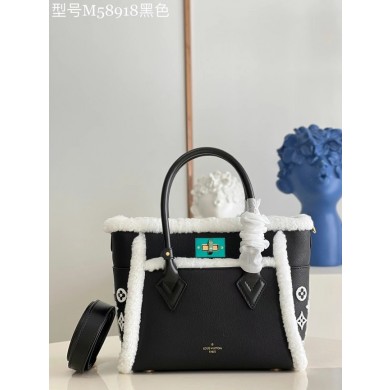 Imitation Louis Vuitton ON MY SIDE PM M58918 black JK5983Oz49