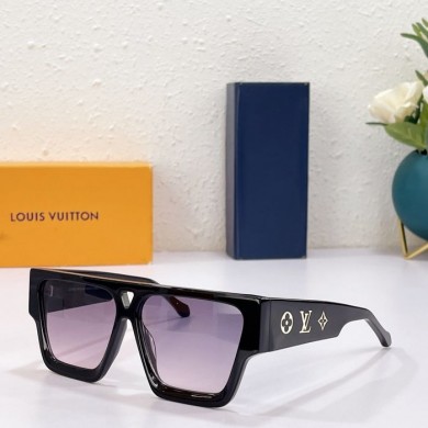 Louis Vuitton Sunglasses Top Quality LVS00118 Sunglasses JK5261Ag46