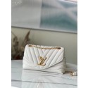 Best Replica Louis vuitton NEW WAVE CHAIN BAG M58549 Ivory JK304zU69