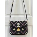 Fake Louis Vuitton POCHETTE METIS M46028 black JK5954xR88