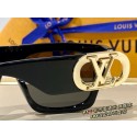 Louis Vuitton Sunglasses Top Quality LVS00357 JK5022DV39