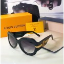 Louis Vuitton Sunglasses Top Quality LVS00937 JK4445LG44