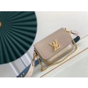 Replica Top Louis Vuitton LOCKME TENDER M58554 Greige JK415Vx24