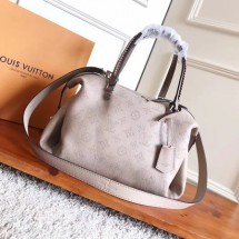First-class Quality Louis Vuitton Mahina Leather ASTERIA Bag M54672 OffWhite JK2230xO55