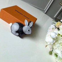 Imitation Louis Vuitton MONOGRAN Pendant MP2298 rabbit JK1906zn33