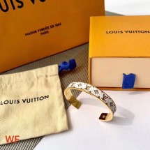 Louis Vuitton Bracelet CE3595 JK1169JD28
