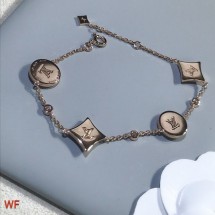 Louis Vuitton Bracelet CE5819 JK1000Yv36