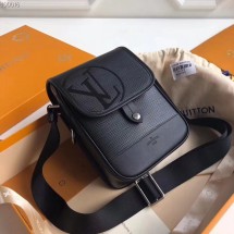 Louis vuitton MESSENGER PM M53495 black JK1762DS71