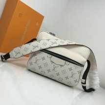 Louis Vuitton Monogram Canvas Messenger PM White M43845 JK1507OG45