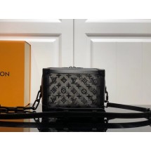 Louis Vuitton SOFT TRUNK Shoulder Bag M53964 black JK1082CC86