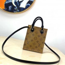 Replica Louis Vuitton Original PETIT SAC PLAT Monogram Canvas M69442 JK742cK54