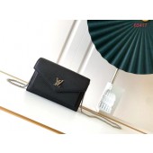 Fake Louis Vuitton Original MYLOCKME Chain Bag M63471 black JK681Iw51