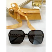 Louis Vuitton Sunglasses Top Quality LVS00465 Sunglasses JK4914Xw85